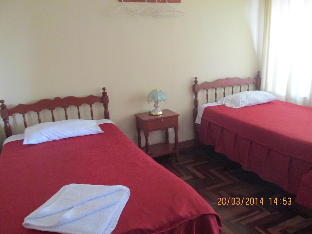 Hostal Santa Rosa Cuzco Habitación foto